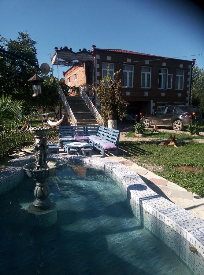 Guest House Danelia Martvili Exterior foto